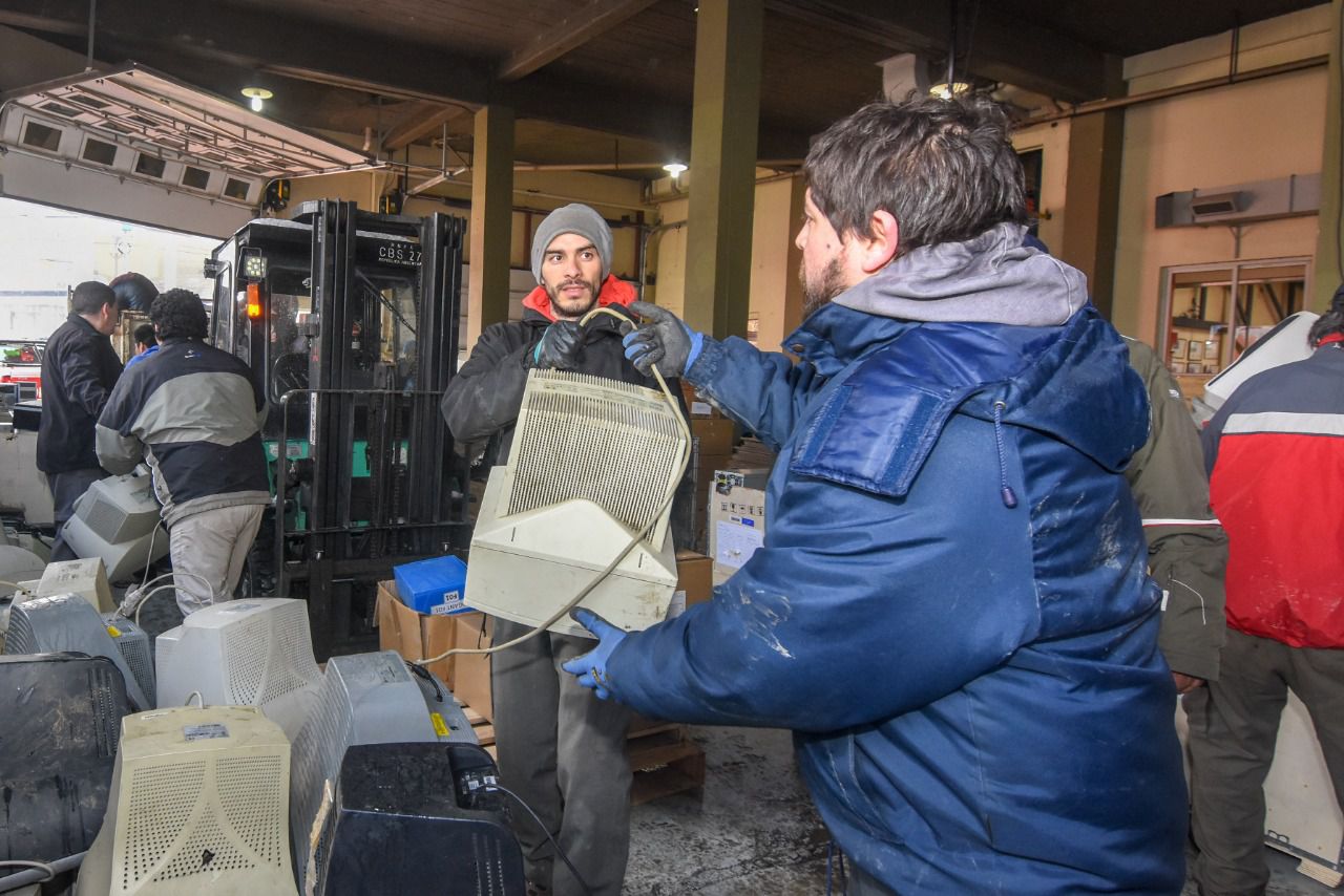 20190922072858e7b318a8fdd26f0a9aaa39a40ab95ab6