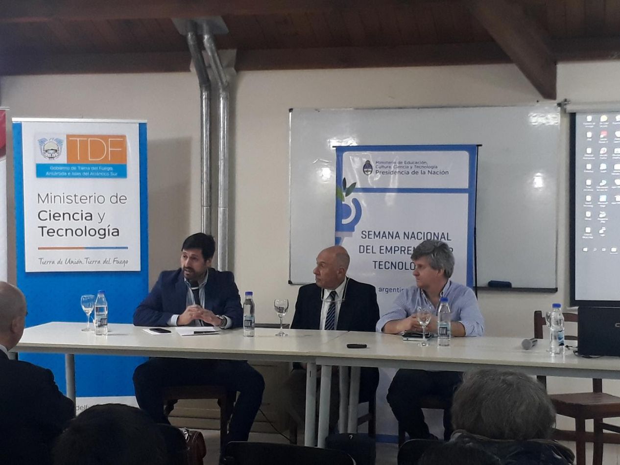 53954 Comenzo En Ushuaia La Semana Nacional Del Emprendedor Tecnologico