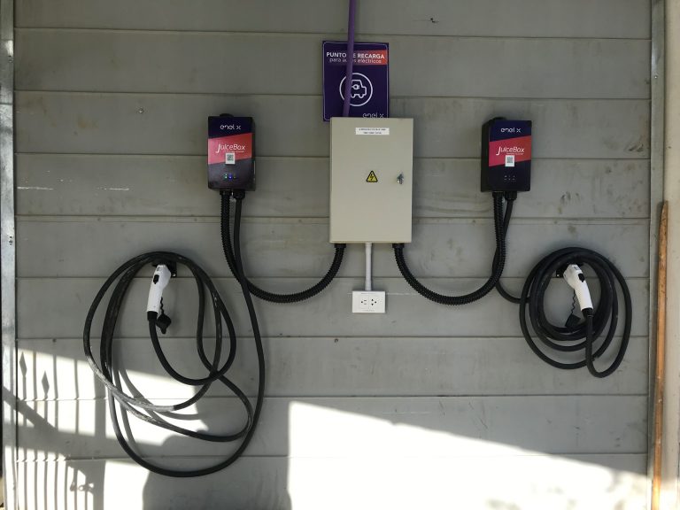 Los Vehículos Eléctricos Ya Tienen Su Terminal De Carga En Tolhuin