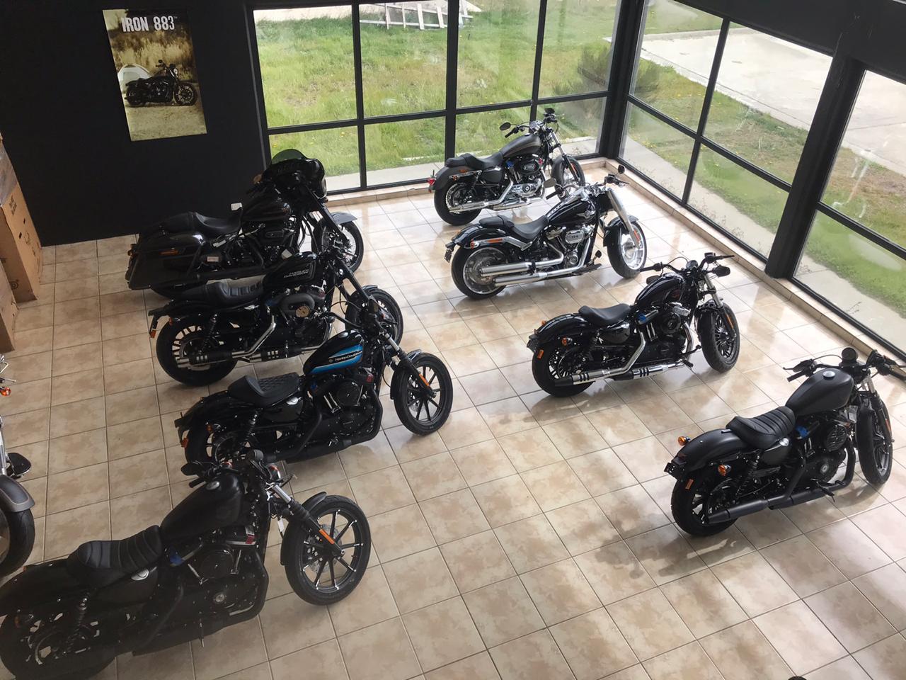 Warehouse Harley Davidson® 2