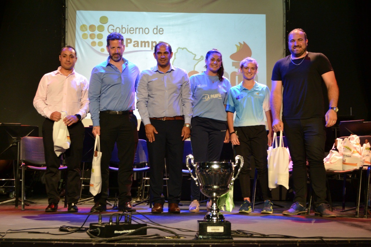 C990fdb2 F910 464b 88a1 0309111ce5db