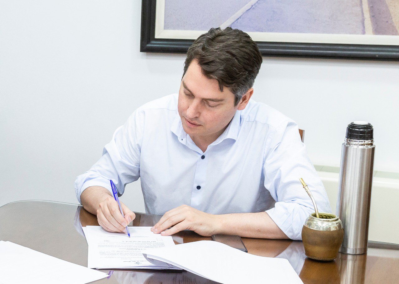 397691f4 A284 4d2f 84e1 4fe8de4d65a0