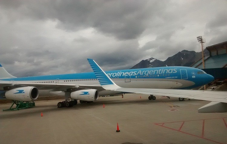 Multimedia Normal 8f36485f9cbbcad3 4165726f6c696e65617320373530783530305f6e6f726d616c2e6a7067