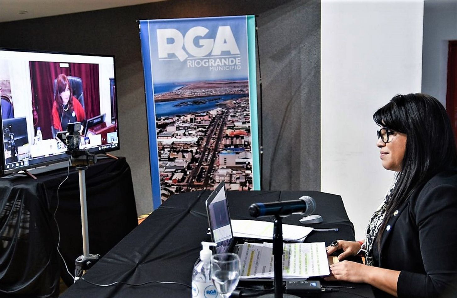 58371 Dure En Una Nueva Sesion Virtual Aprobamos Las Primeras Leyes De La Historia Del Senado En Forma Remota