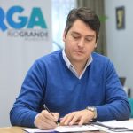 6e7b56fc 7f83 44c8 9481 A4c5d442ff77