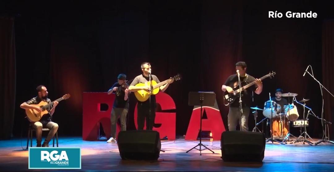 213ba1ca 2878 44d3 Bc1d 11f4ebcd7636