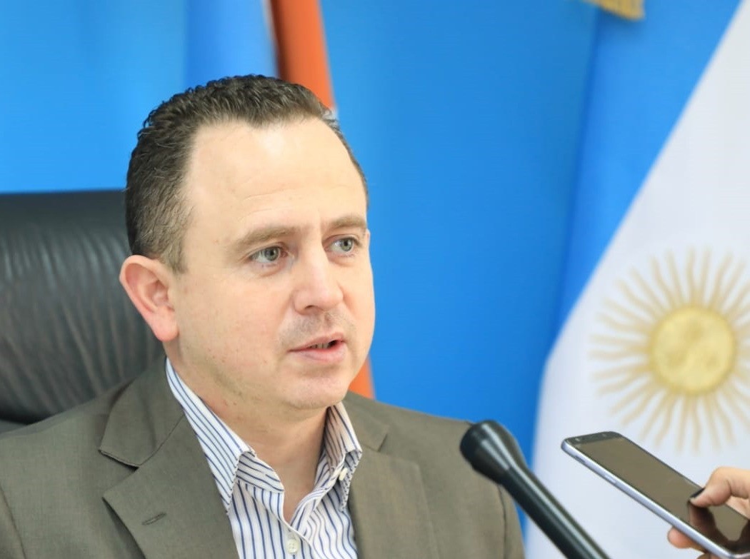 911eb408 A737 4193 B717 F6e500f62ebd