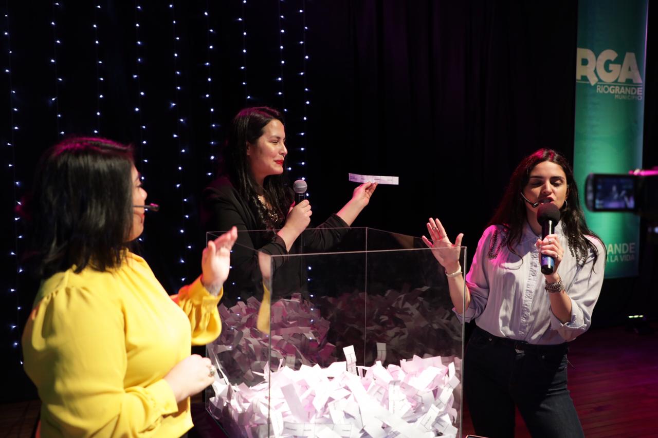 44b29a83 B8d7 4c0e 99ef B382e93e65ab