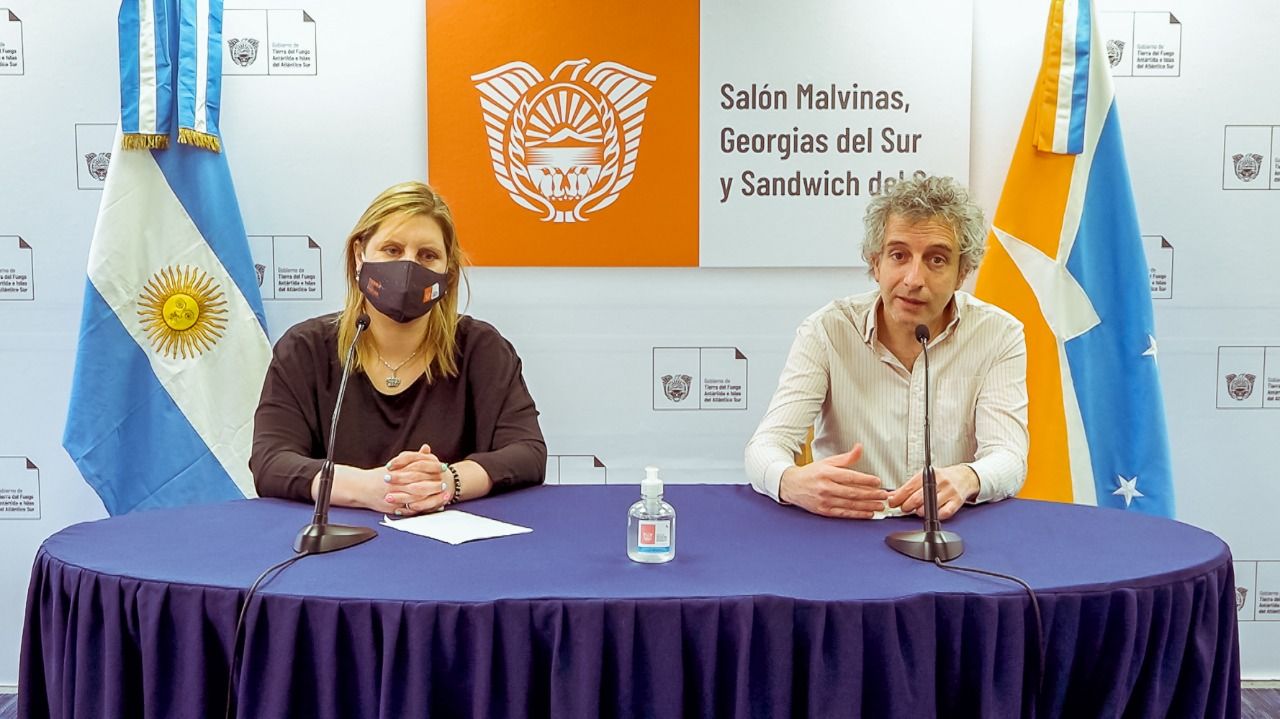 Photo5161603826053130410