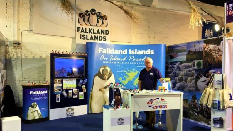 Stand Feria Uruguay Malvinas