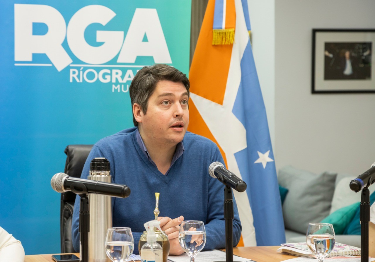 F7b8613b 55c0 472e B315 10e406f3c793