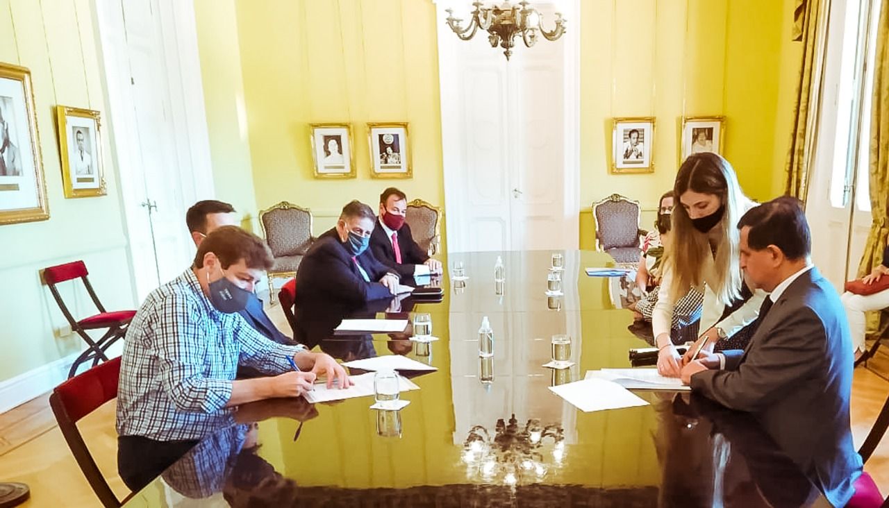 Dfd0a32c 6ff2 48fa 93ff D4fe995ba27b