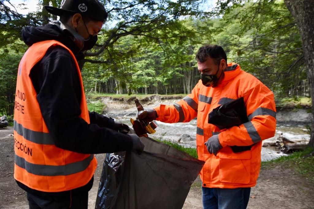 Photo5093901376097986823