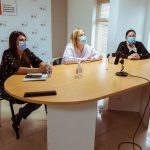 Photo5125125766865070357