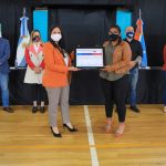 Photo4933695483889690842