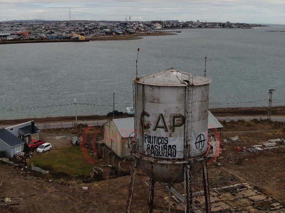 8f71ee15 49e5 400e a579 67295c1a67b6