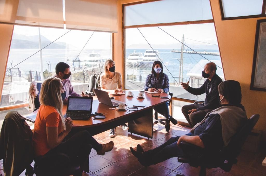 La Municipalidad De Ushuaia Coordina Los Trabajos Para Poner En Valor Senderos Urbanos Y Agrestes