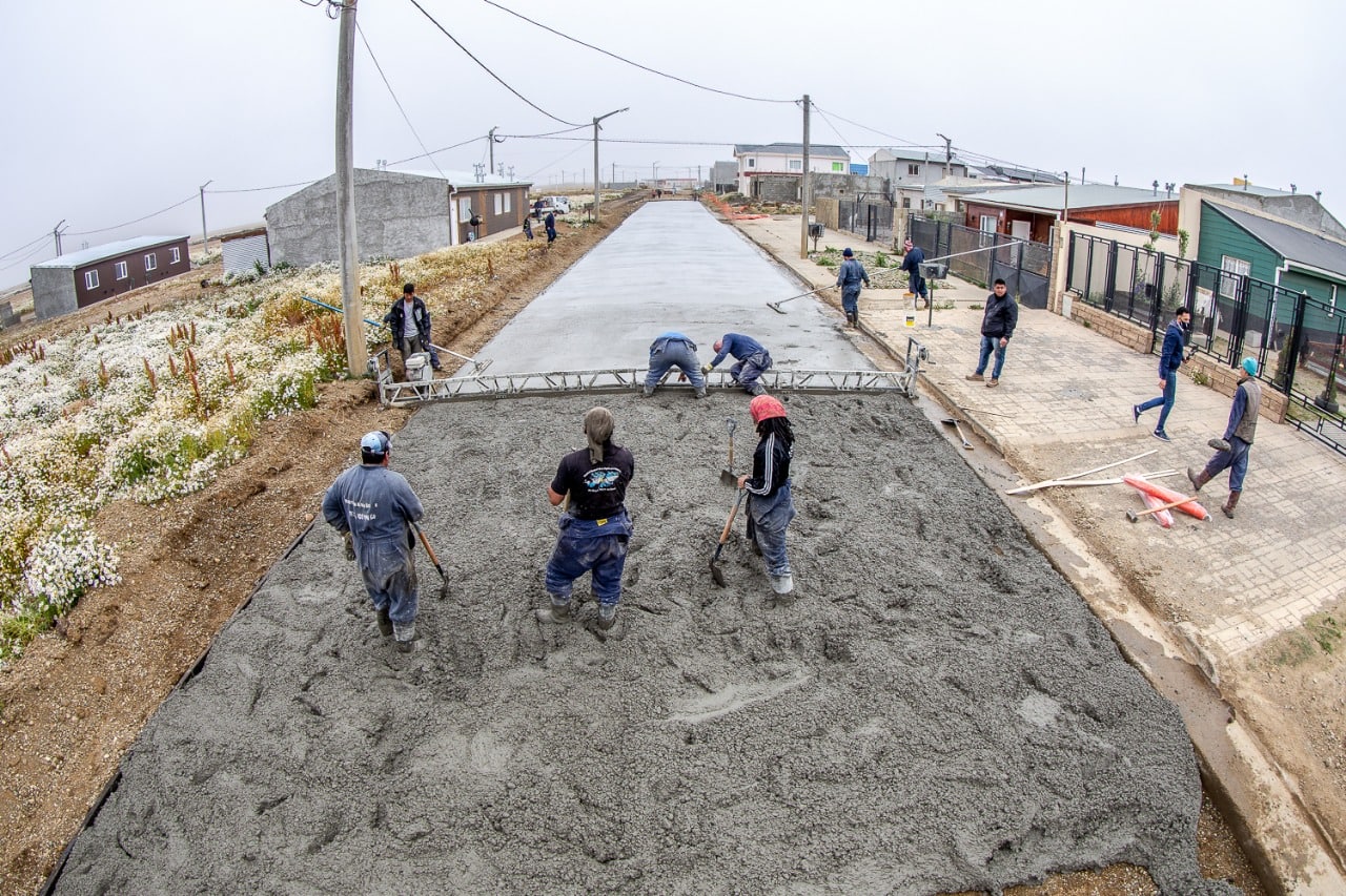 Photo4983636758017190302