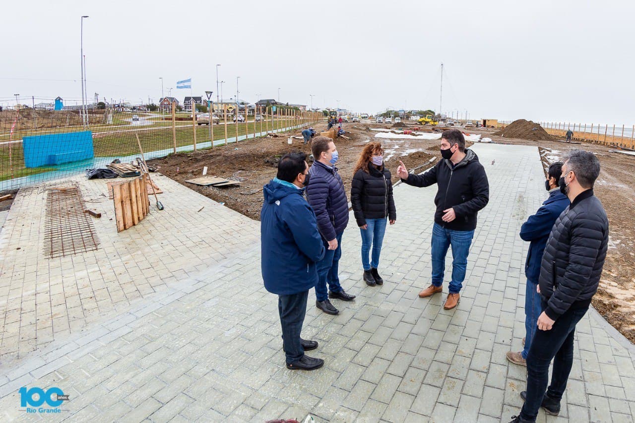 photo 2021 04 25 20 02 19