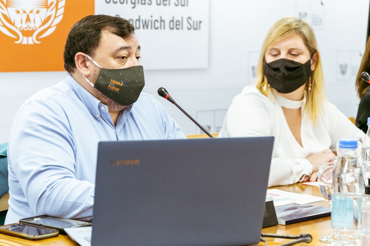 “estamos a la espera del dnu para analizar cuáles son las medidas a tomar”