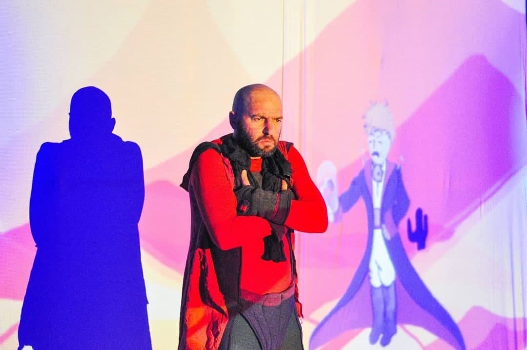 cultura tdf la biblioteca popular sarmiento sera escenario de dos obras en el marco de argentina florece