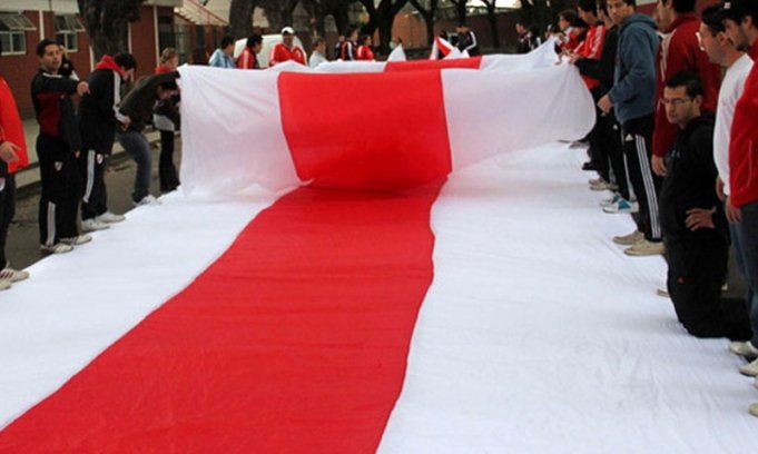 hinchas de river desplegarán una bandera