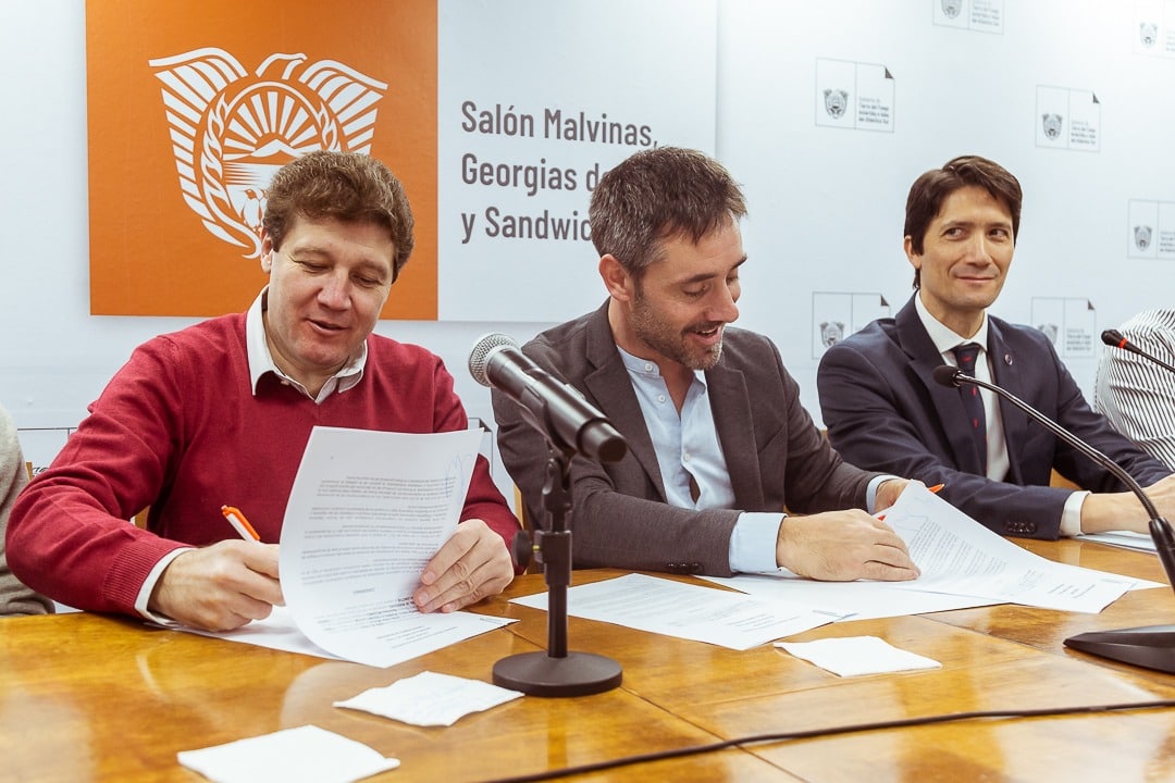 el btf y el cfi firmaron convenios