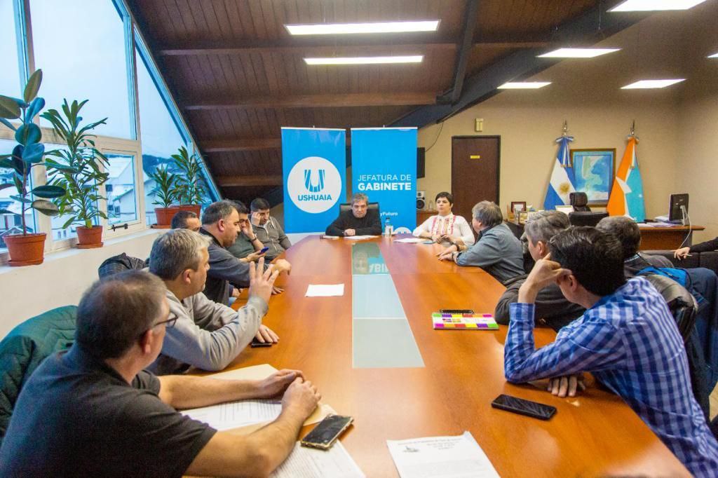 photo 5107490085686848058 y