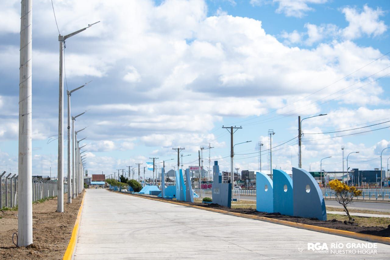 photo 2022 12 06 20 02 18