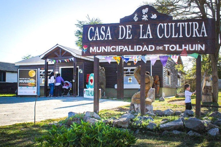 tolhuin casa de la cultura