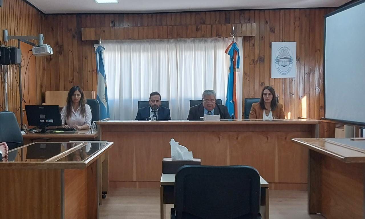 juicio dos hombres robo con arma blanca