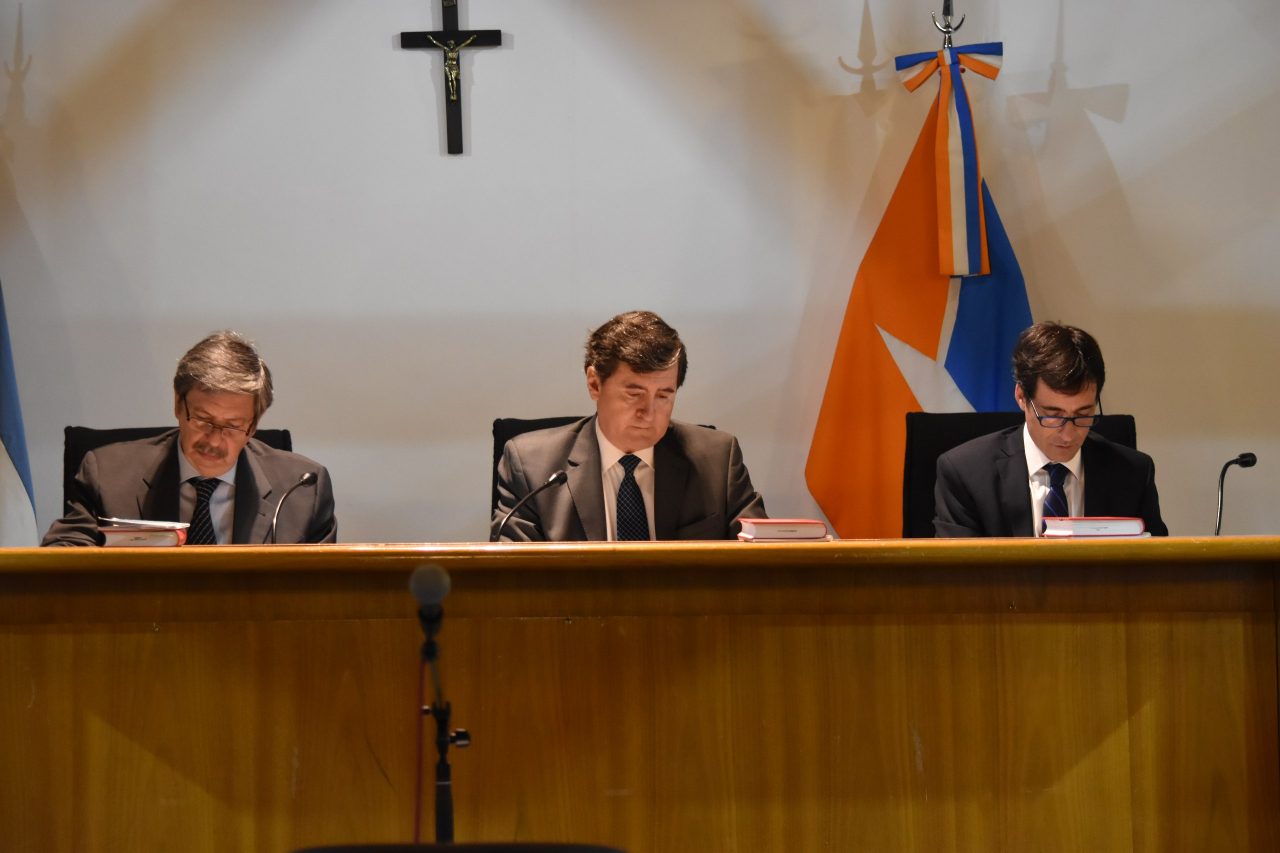 condena 32 años de prisión ushuaia