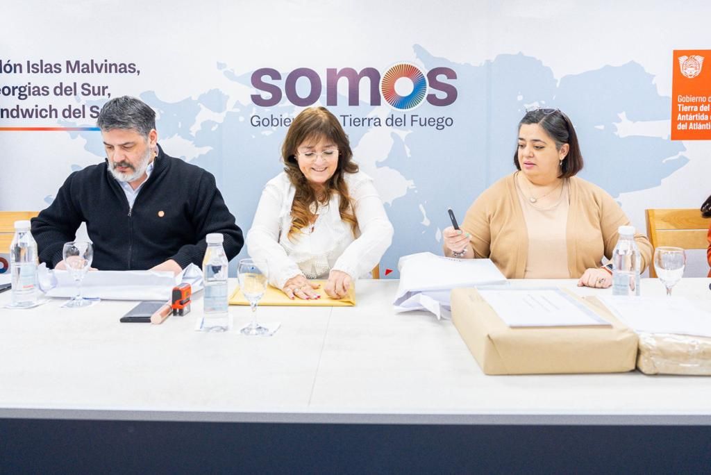 apertura sobres escuelas técnicas