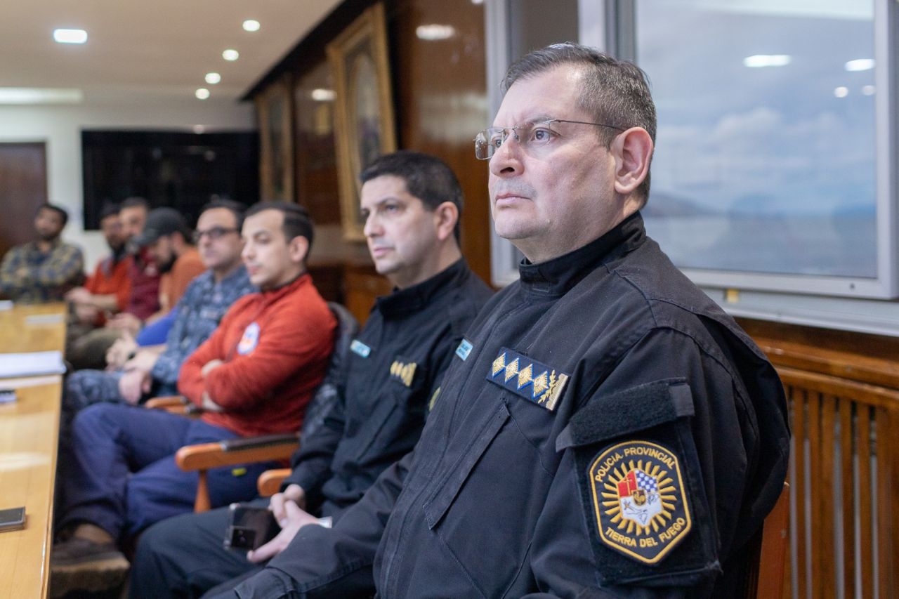 comisión de búsqueda