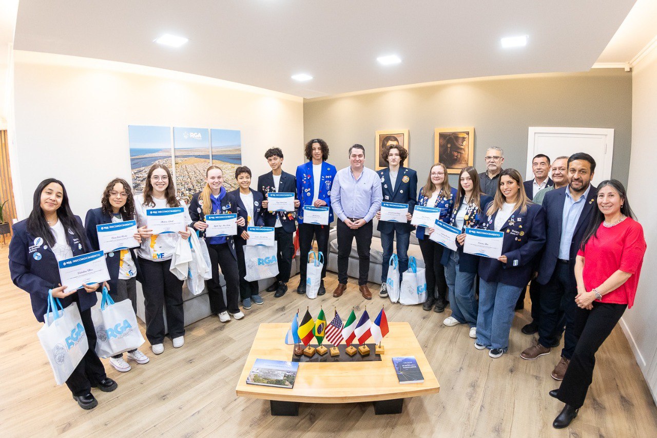 martín perez estudiantes de intercambio