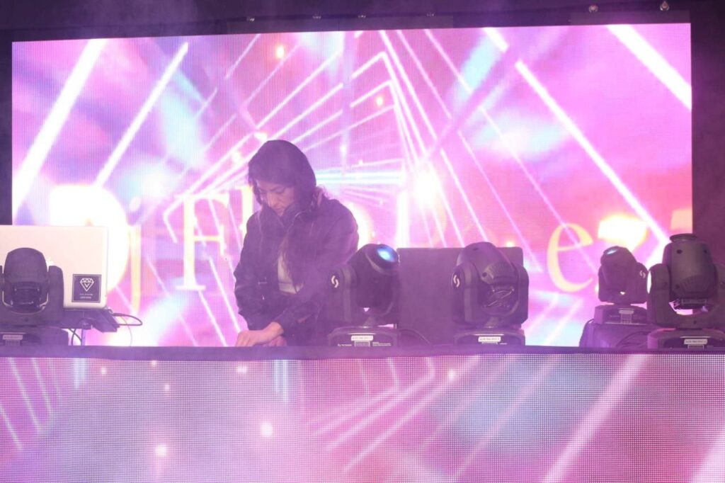 photo 2024 04 14 20 47 56