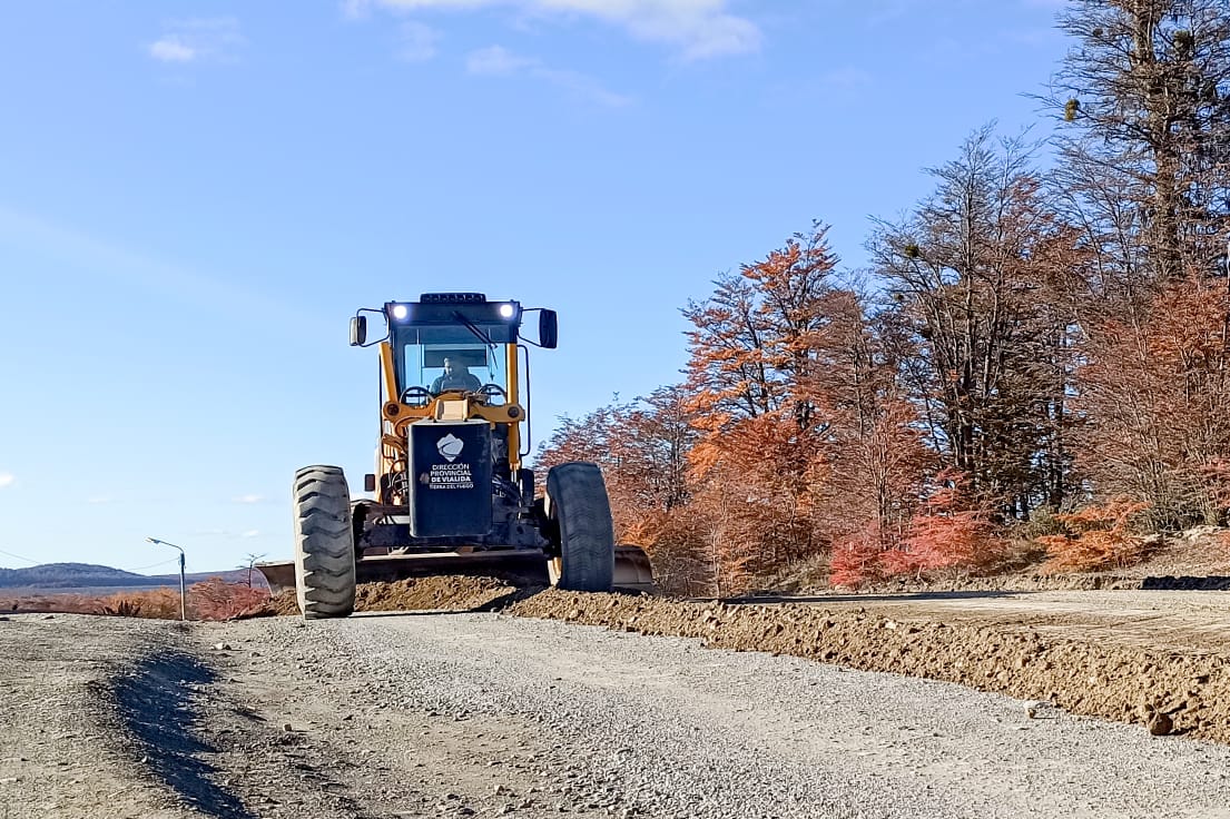 vialidad tareas de mantenimiento tolhuin