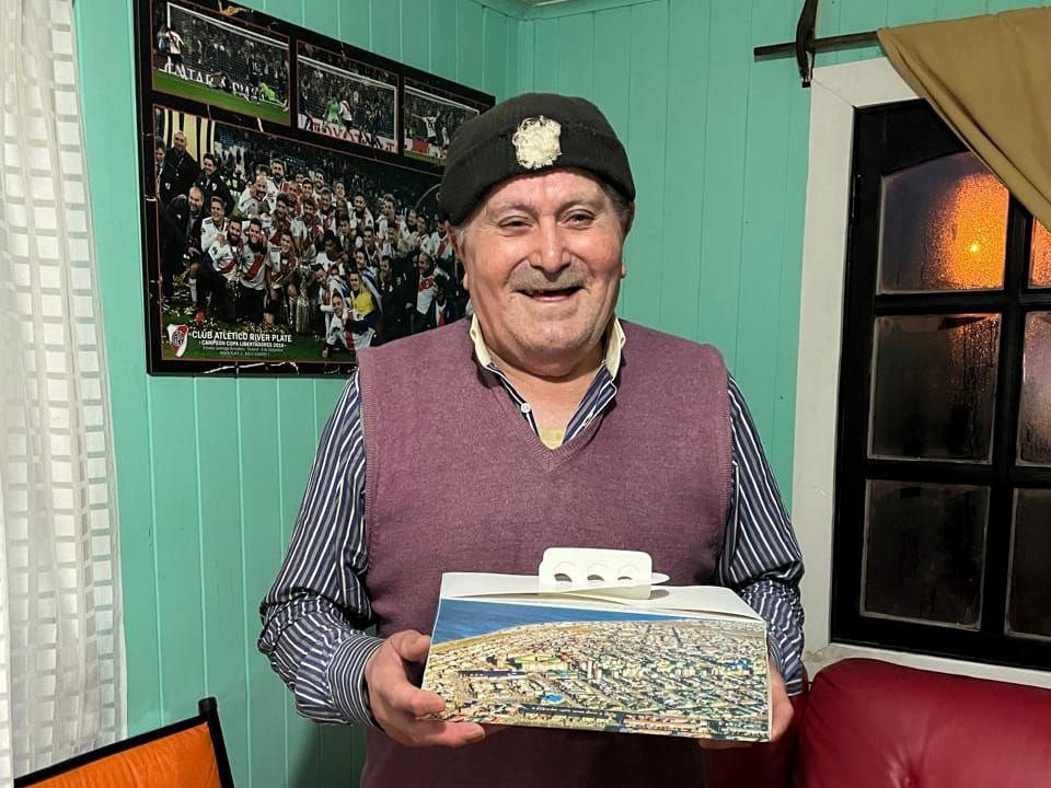 entrega desayunos 103 años (1)