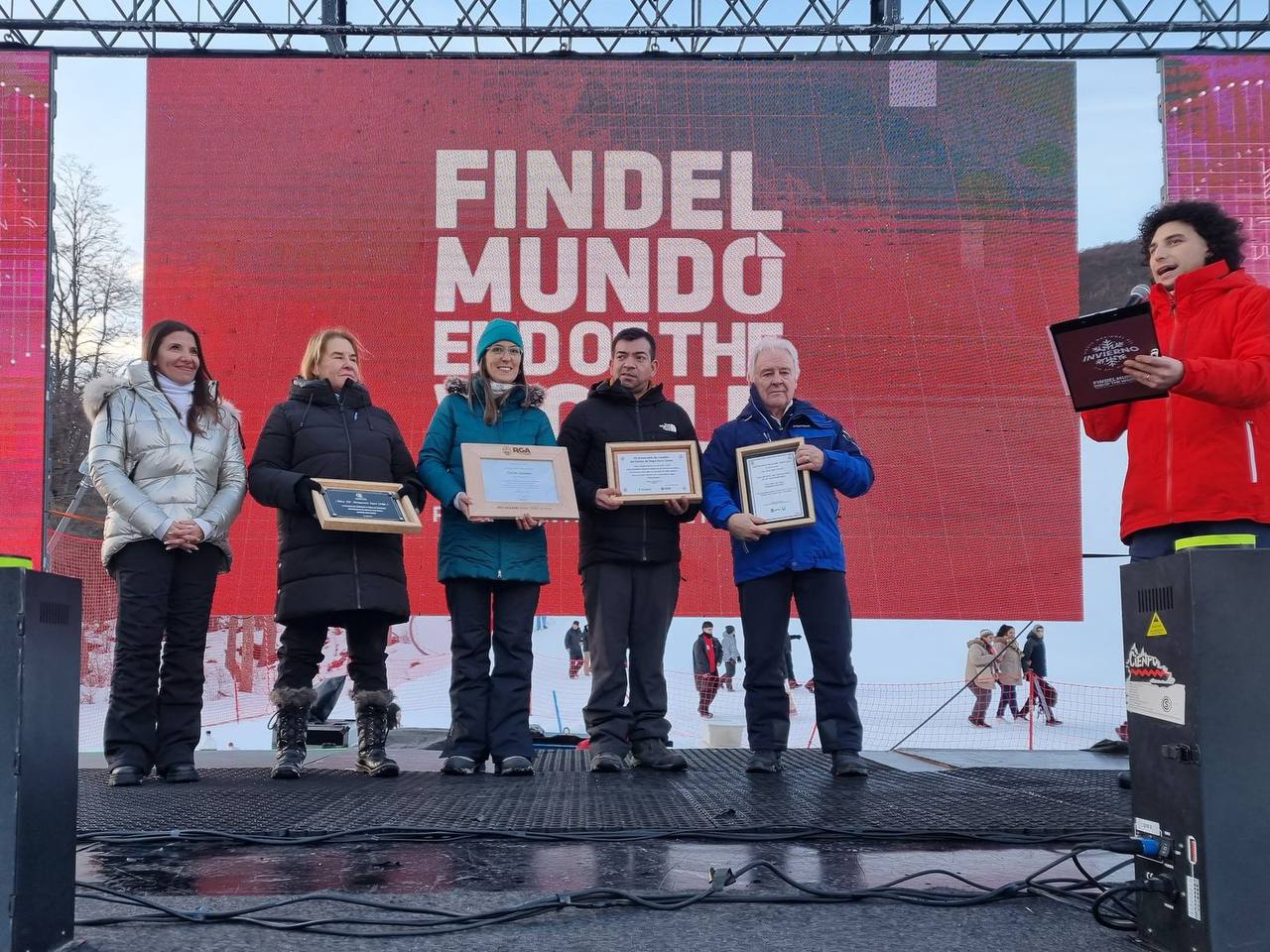 fiesta del invierno muni tolhuin