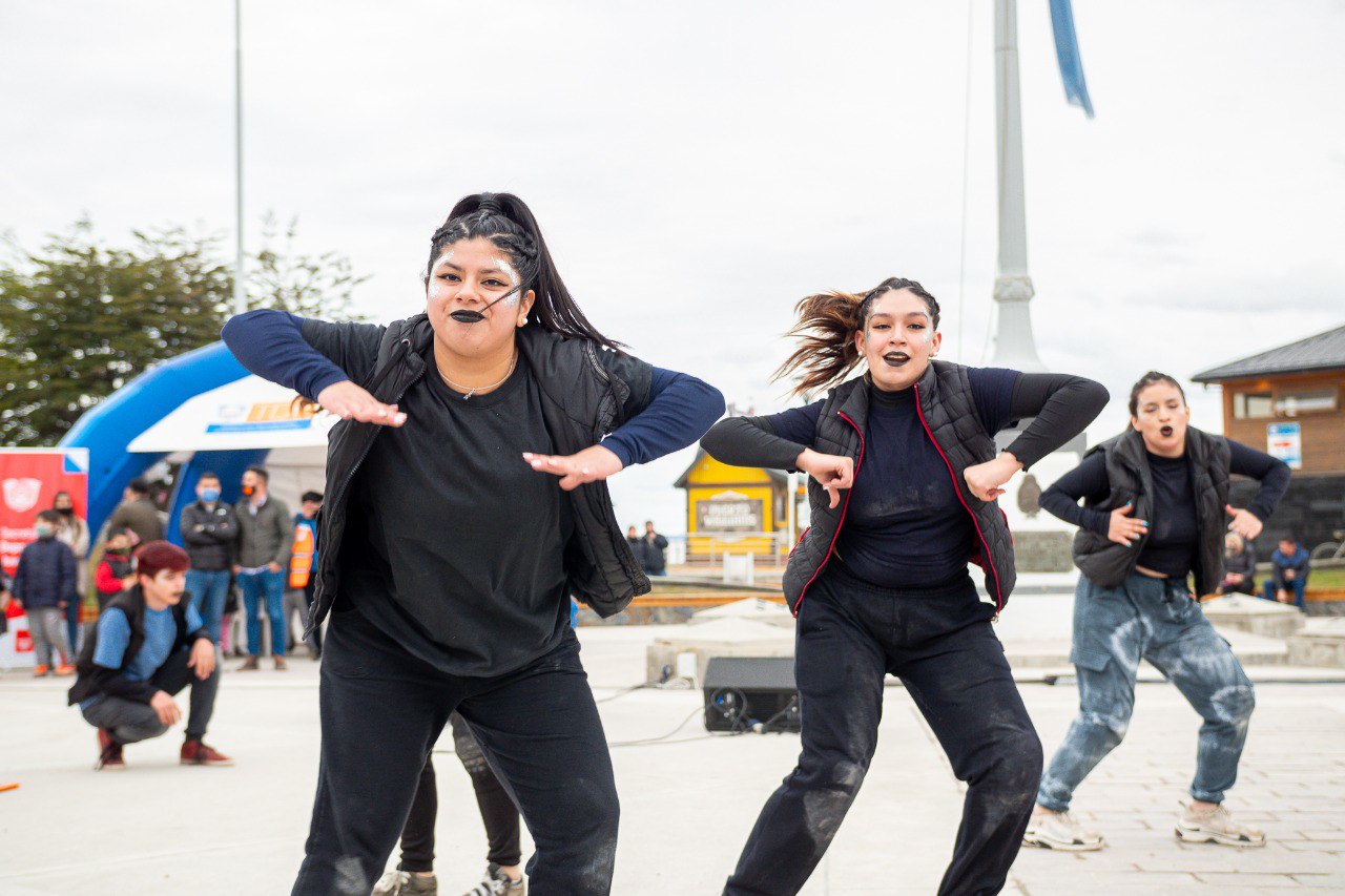 actividad juventud tolhuin