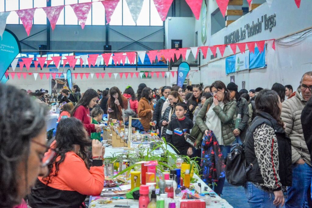expo emprendiendo el futuro ushuaia 1