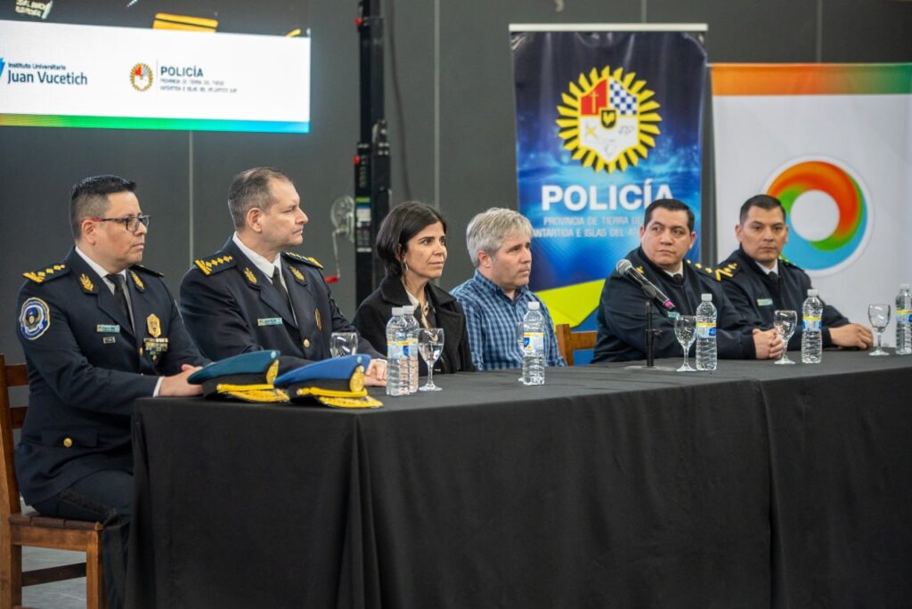 photo 2025 10 16 17 19 50