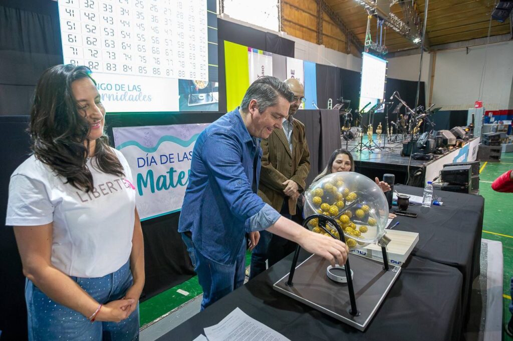 photo 2025 10 19 20 09 54