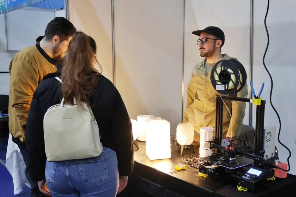 photo 2025 11 25 21 00 03