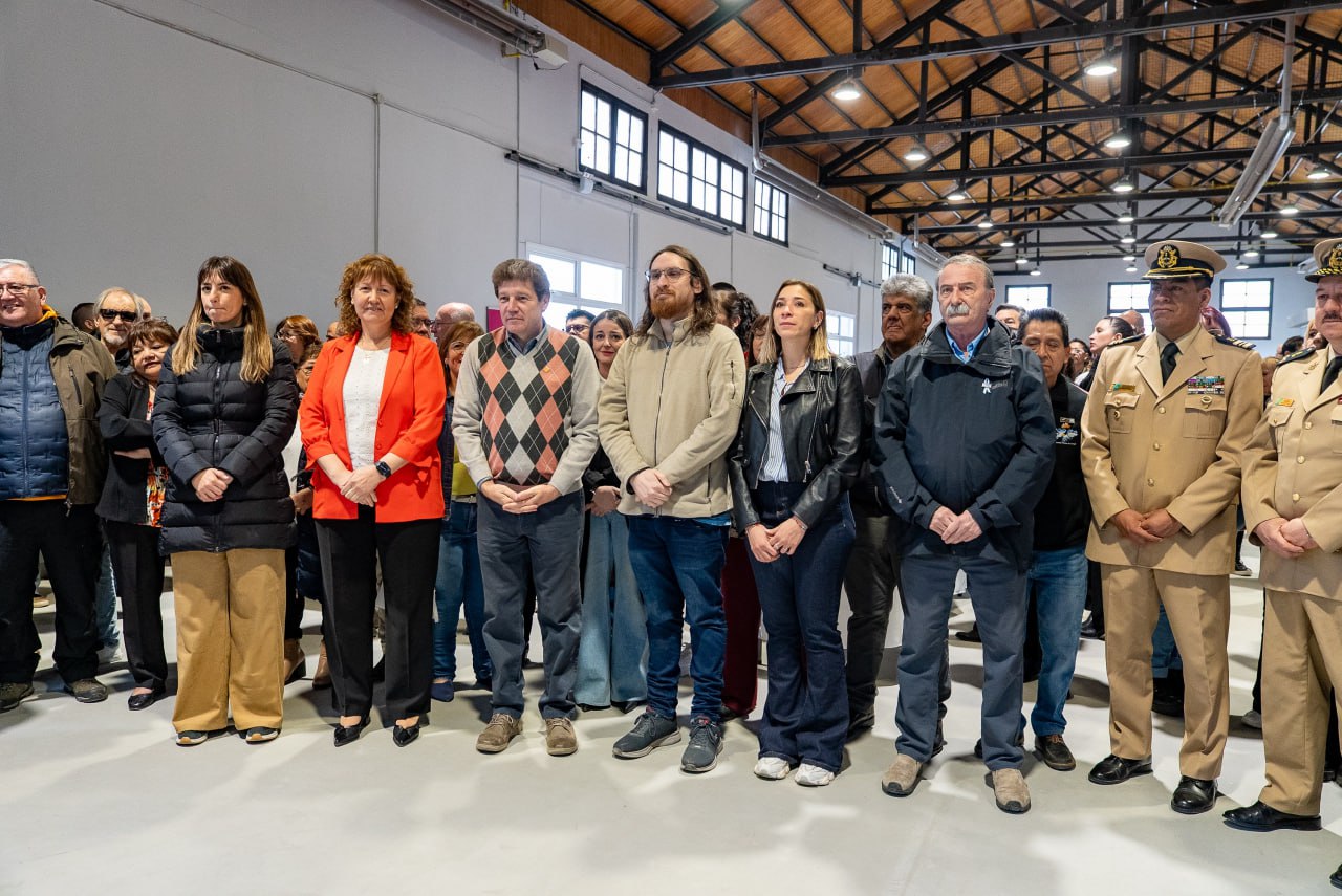 Gobierno inauguró el Paseo del Muelle «Mingo Gutiérrez» en Río Grande