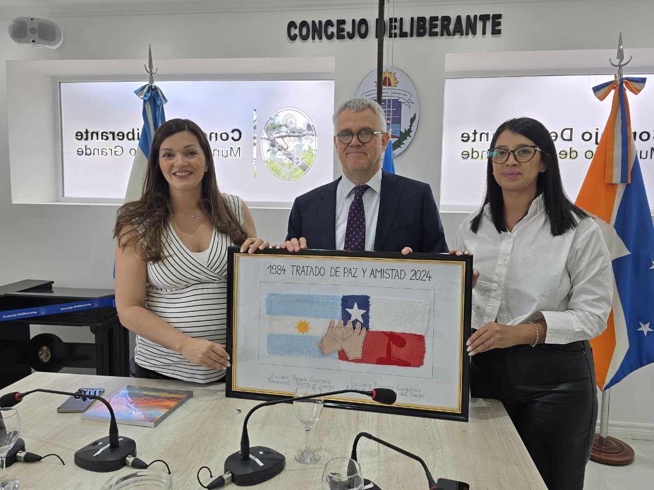 photo 2025 12 18 18 24 30