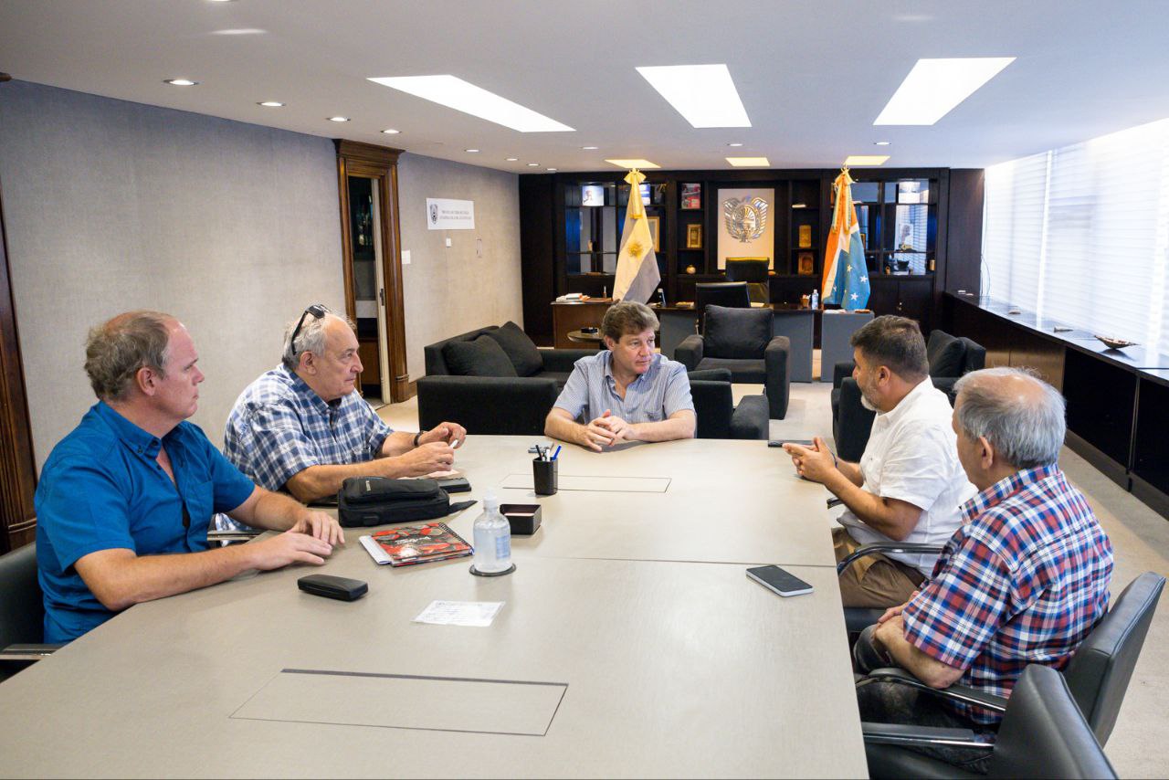 El gremio de ferrocarriles y puertos respaldó la gestión del gobernador para revertir la intervención del Puerto de Ushuaia