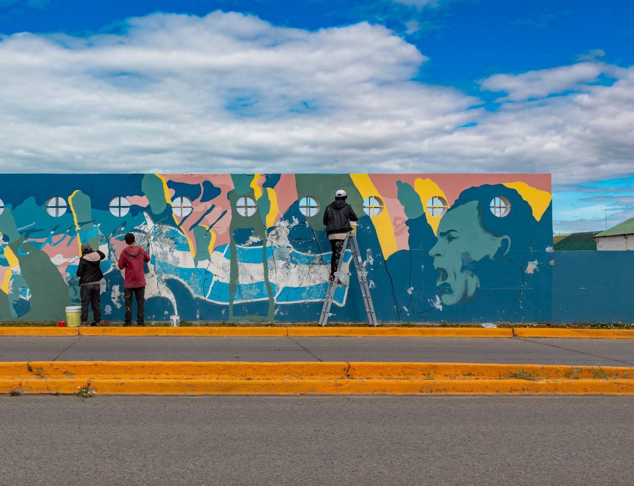 Avanzan los trabajos de puesta en valor del paseo «Ara General Belgrano»