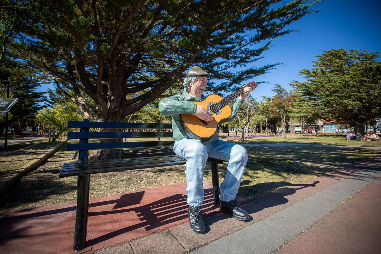 «Este homenaje fortalece el legado de quien dedicó su vida a construir la identidad de Río Grande»