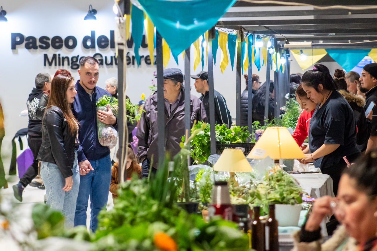 Gran convocatoria en la primera edición de la feria de «Productores del Fin del Mundo»